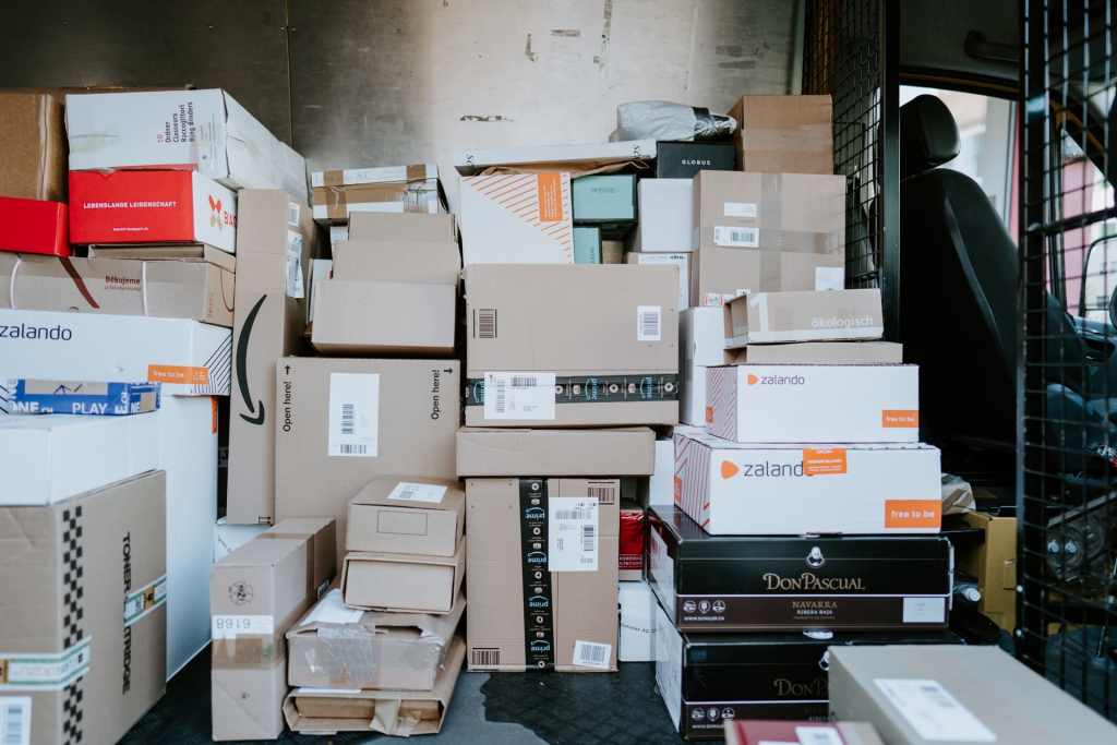 Online shopping delivery